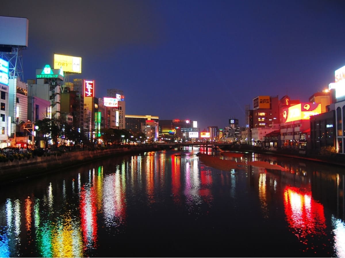 福岡県福岡市博多区-コンパニオン宴会スポットランキング１位は博多