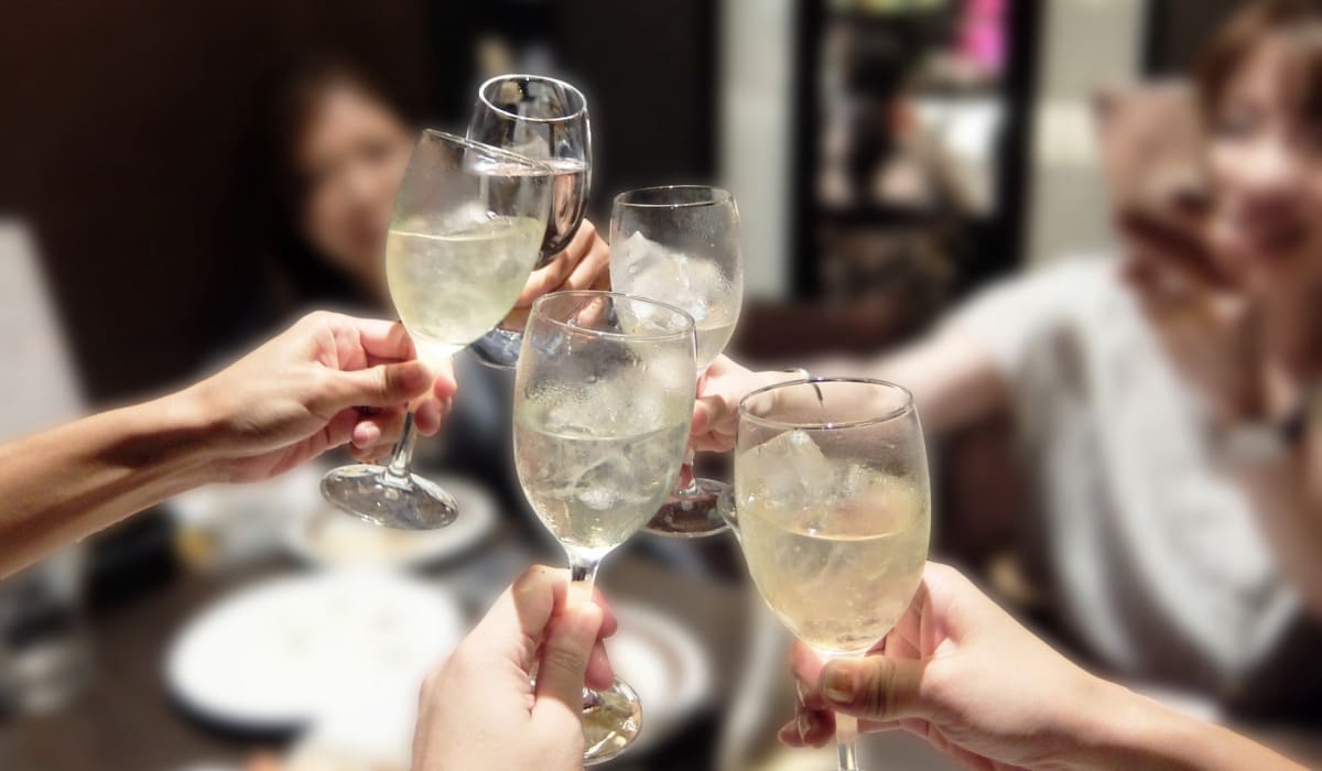 年末年始のパーティーコンパニオンのご予約について